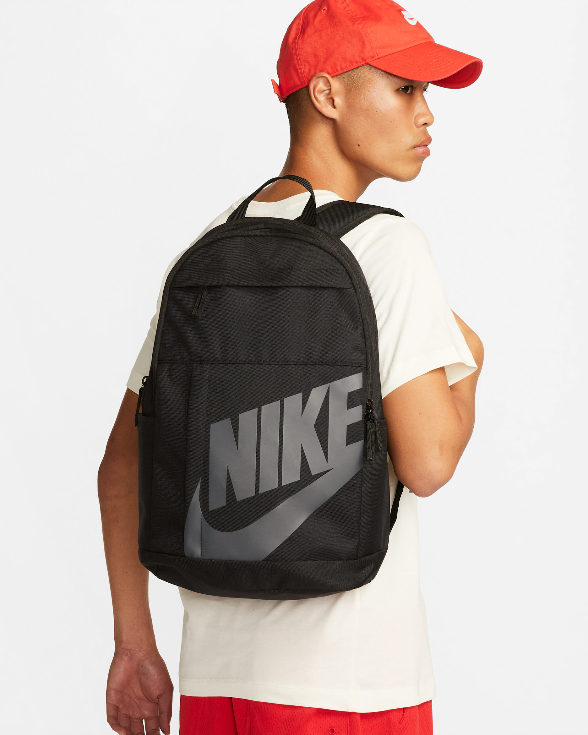 Nike Backpack (21L). Nike FI